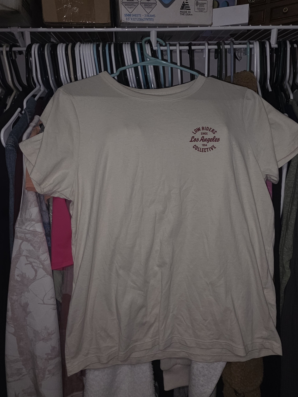 Old Navy Cream Crewneck Tee with Small Red Los Angeles Graphic